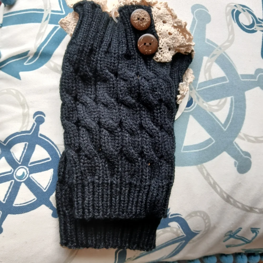 🧭2 pr boot socks/cuff/cover NWT